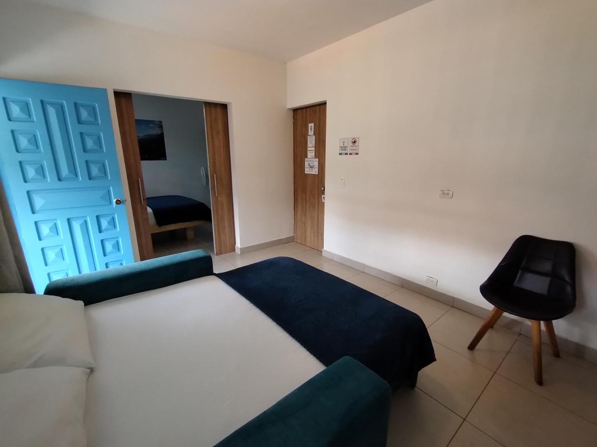 Air Guest House Medellín Extérieur photo