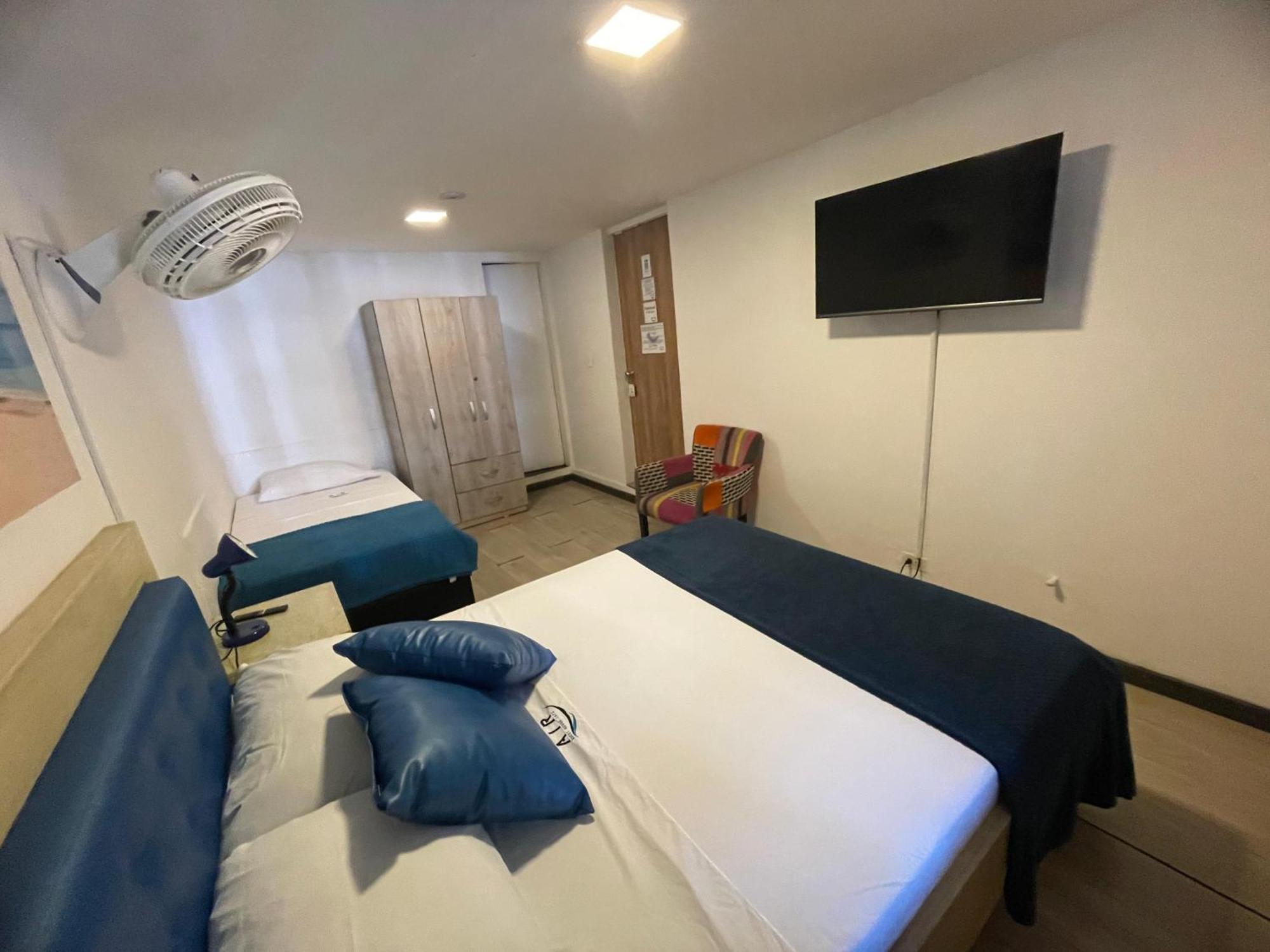 Air Guest House Medellín Extérieur photo